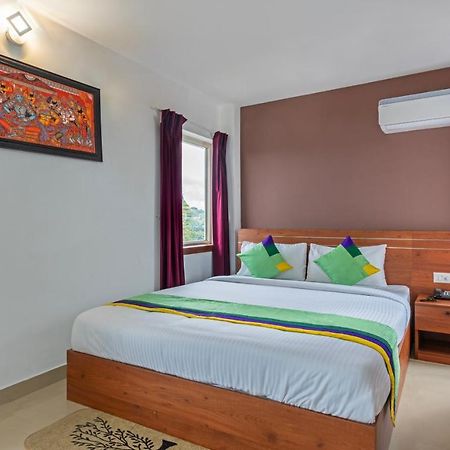 Treebo Jp Residency Hotel Thiruvananthapuram Kültér fotó