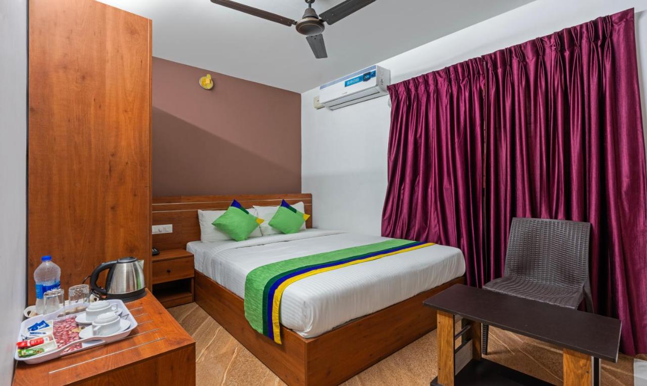 Treebo Jp Residency Hotel Thiruvananthapuram Kültér fotó